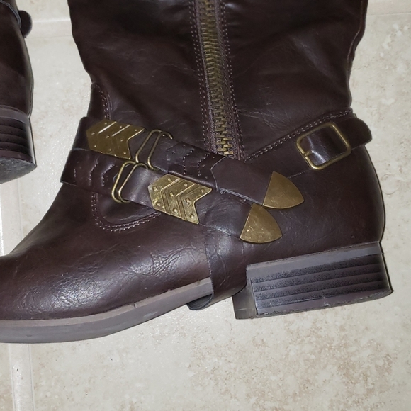 Mercy boots MOVING SALE!!!! - Picture 6 of 11